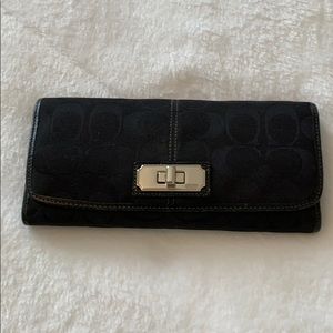 Coach Bags - COACH Black Wallet! Signature C’s!! Coach Bags - COACH Black Wallet! Signature C’s!!